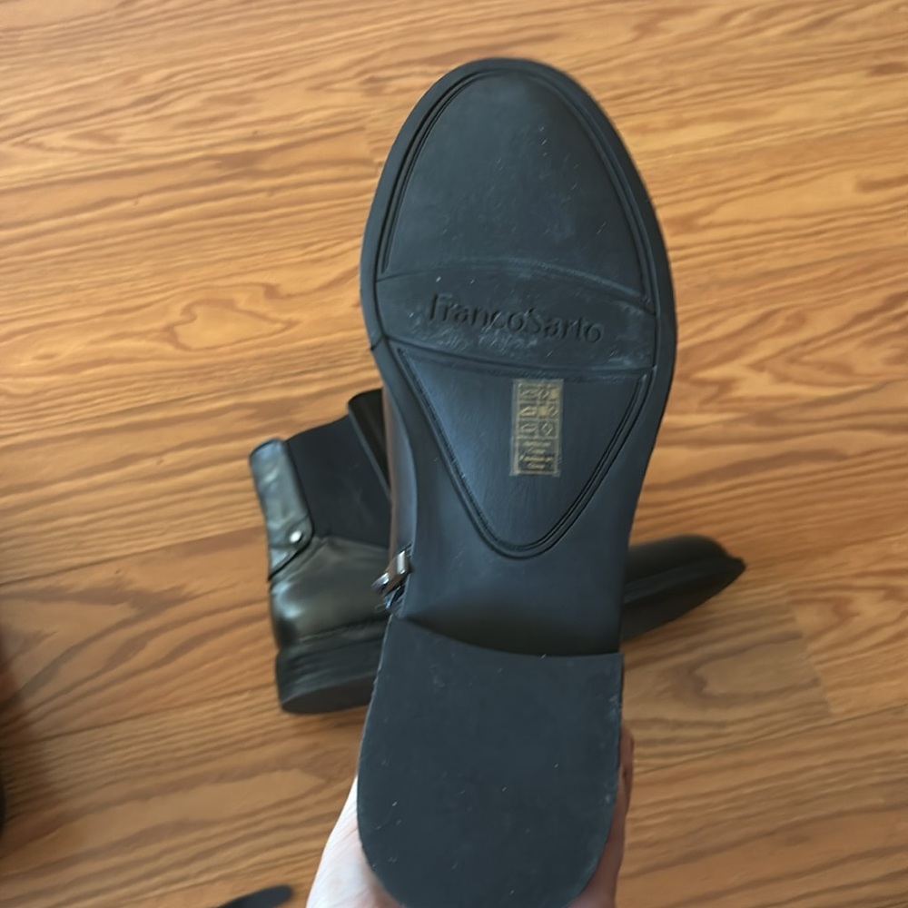 Boots - Picture 3 of 3